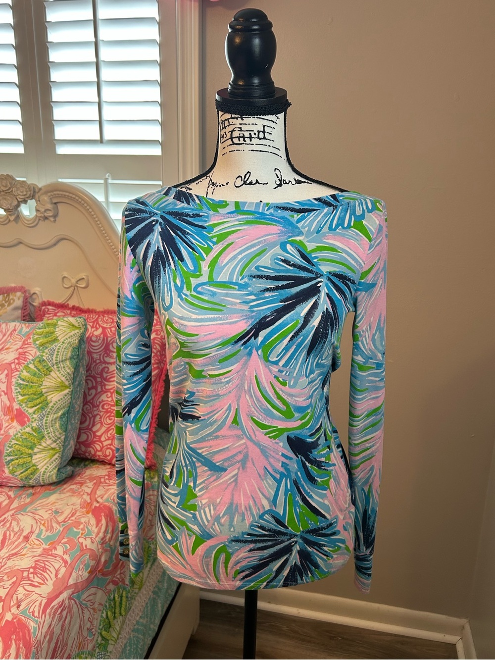 Lilly Pulitzer Aleah boat neck long sleeve top, Size Small